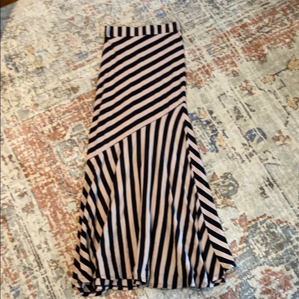 Maxi skirt